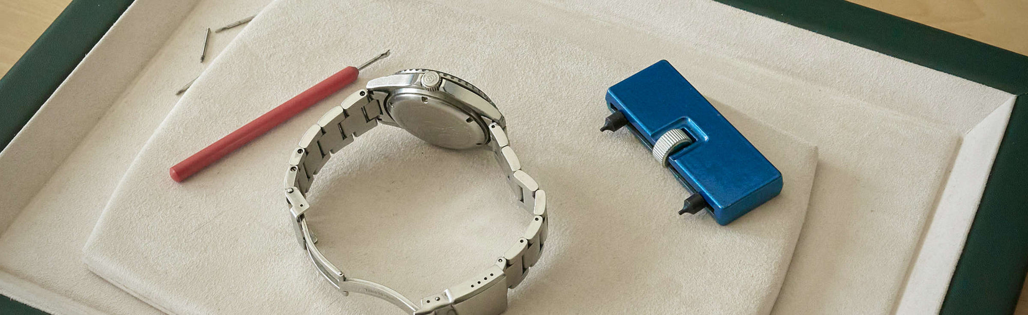 DESK & WATCH TRAYS