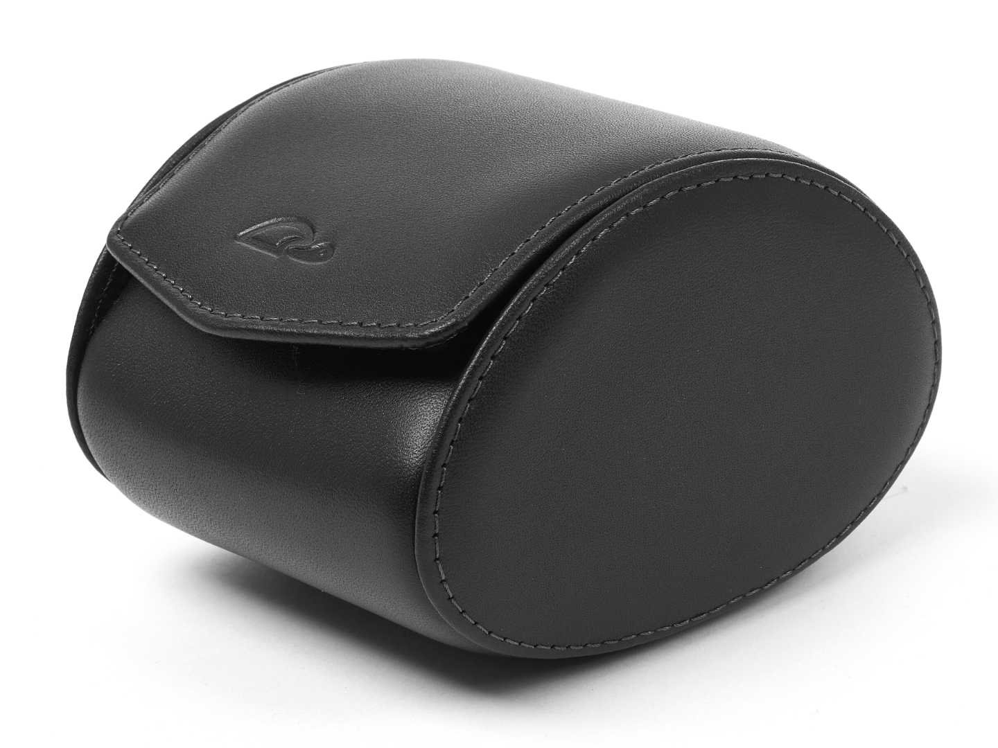 1-Watch-box-black-leather-closed-right-side-Carapaz