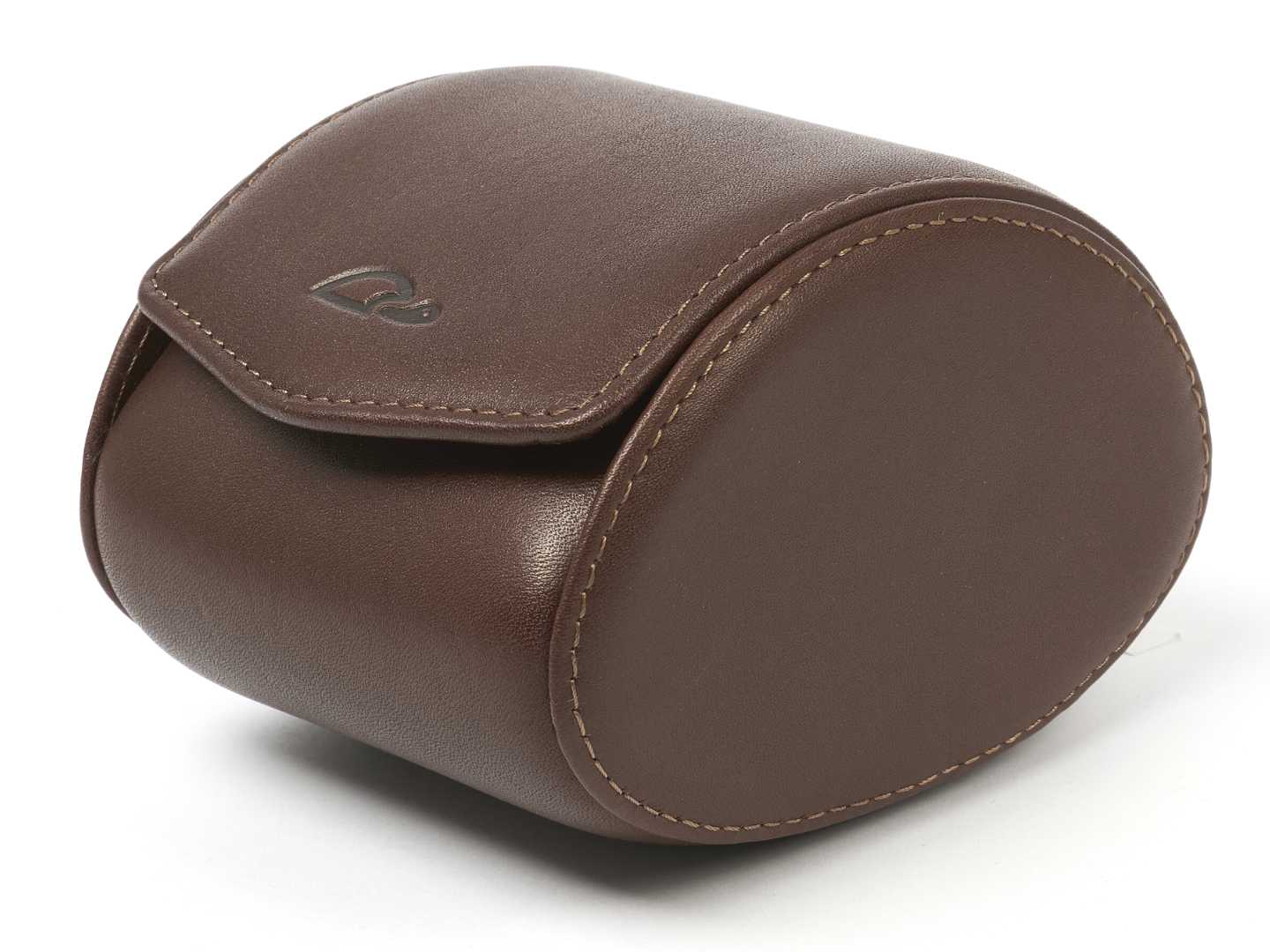 1-Watch-box-brown-leather-closed-right-side-Carapaz