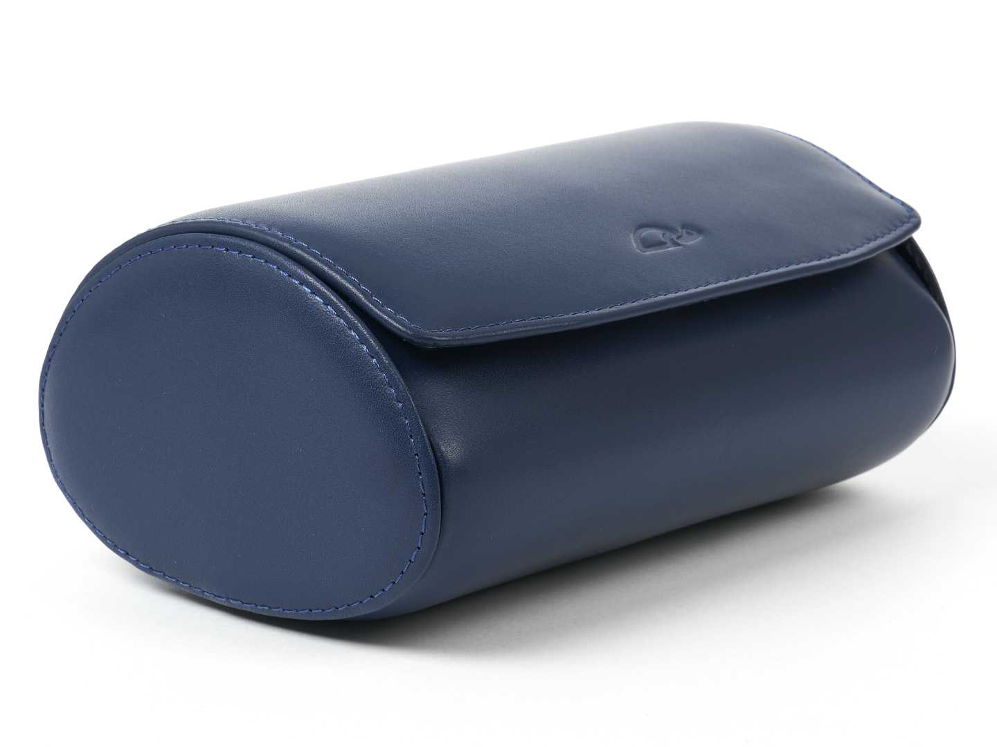 2-Watch-box-blue-leather-closed-left-side-Carapaz