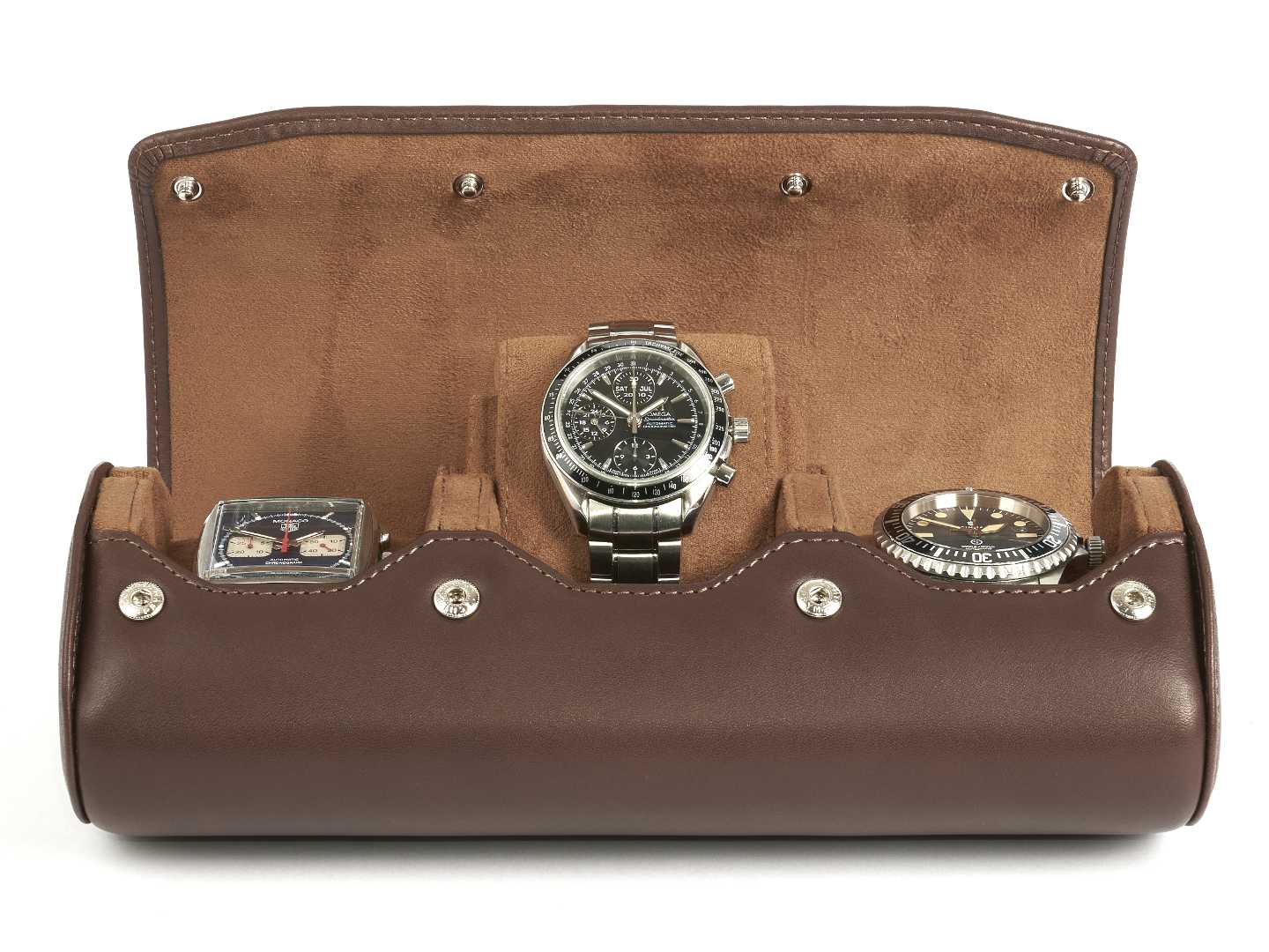 3-Watch-roll-brown-leather-open-front-with-watches-Carapaz
