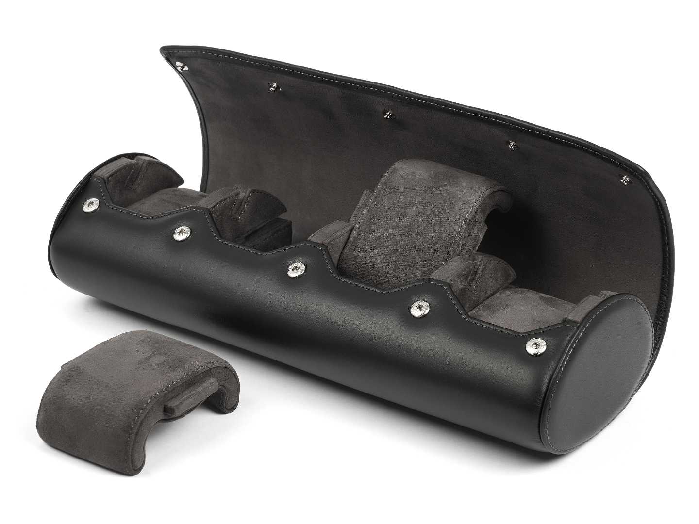 4-Watch-roll-black-leather-open-front-right-side-Carapaz