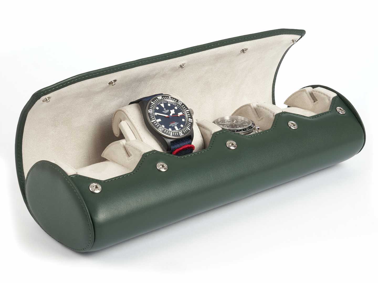 4-Watch-roll-green-leather-open-left-side-with-watches-Carapaz