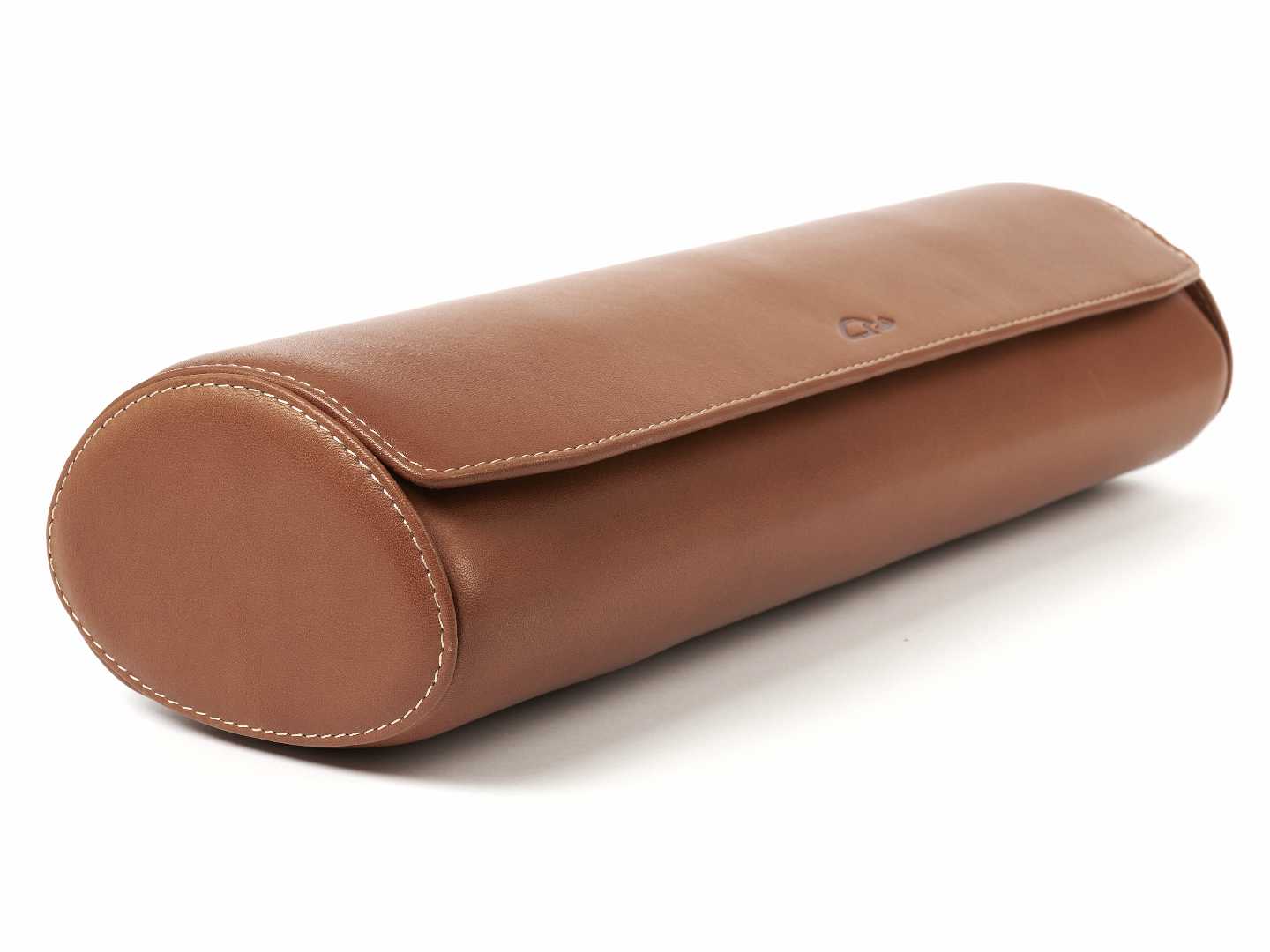 4-Watch-roll-tan-leather-closed-left-side-Carapaz