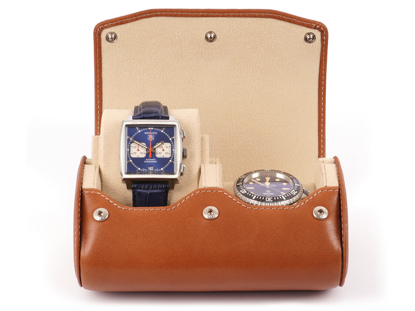 2-watches-roll-cognac-leather-open-front-Carapaz