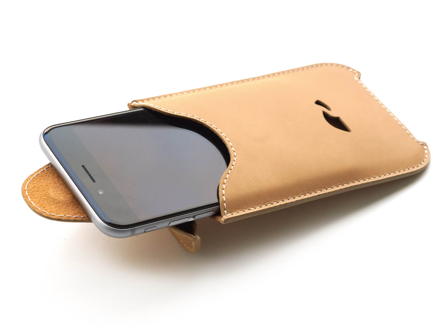 Leather pouch iPhone 6/7/8 Plus - sleeve case - slim - camel - Carapaz